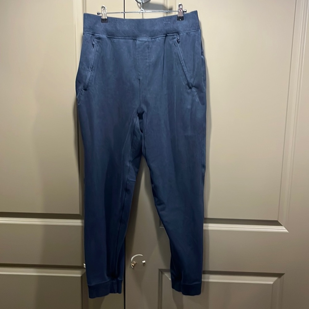 Men’s Large LuluLemon Sweatpant Joggers